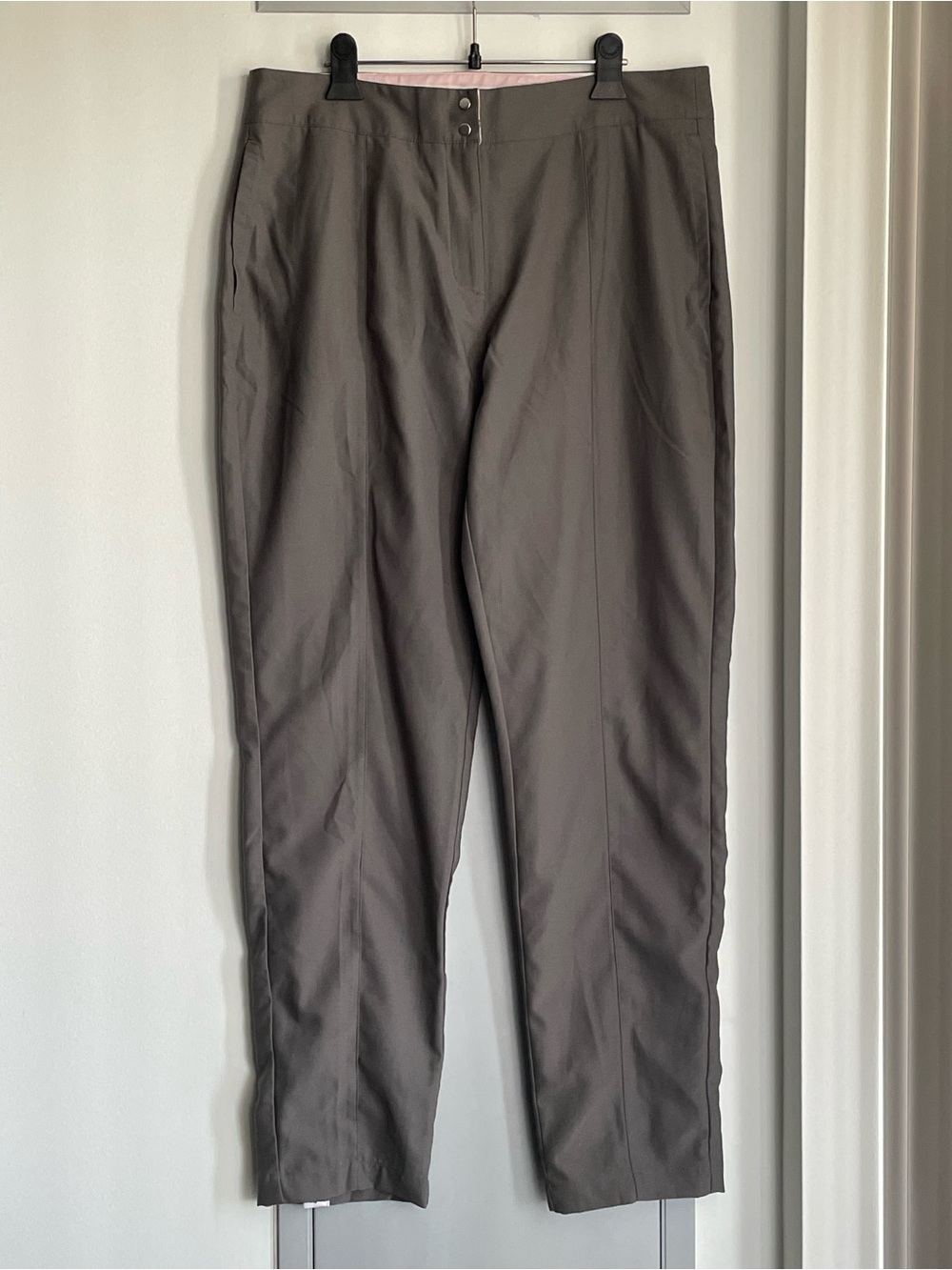 MAGGIE LANE Grey Straight Golf Pants